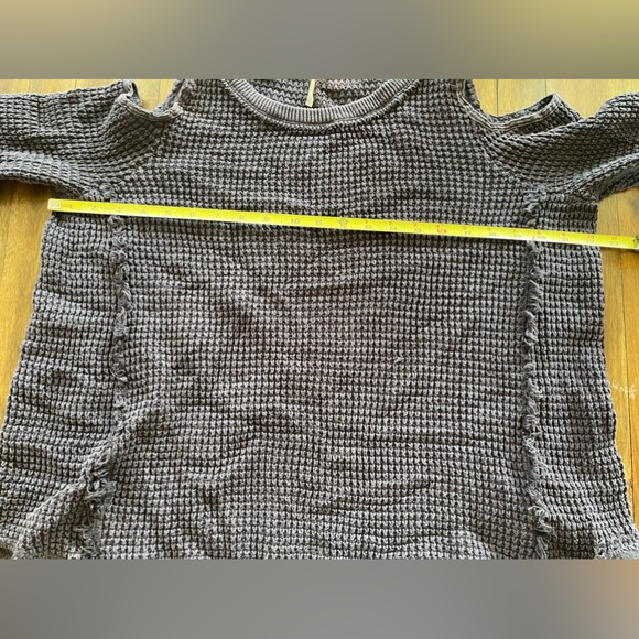 Free People open shoulder waffle knit sweater - Picture 11 of 13